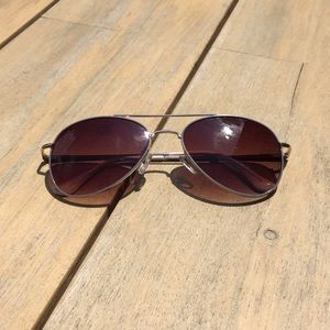 Feminine aviator sunglasses